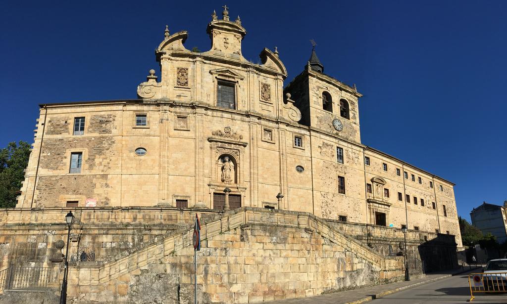 San Nicolas El Real Вильяфранка-дель-Бьерсо Экстерьер фото